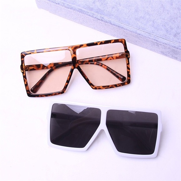 Sunglasses/ Sunshades for sale - Picture 2 of 2